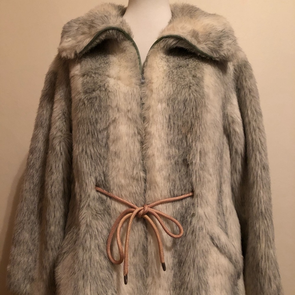 Vintage Cheyenne By Hillmoor Faux Fur Winter Coat - Picture 2 of 12